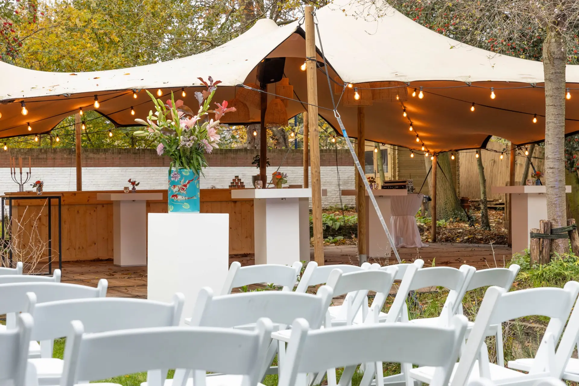 Rozema Verhuur, uw partner bij sfeervolle evenementen, van bedrijfsborrels tot intieme bruiloften en gastronomische diners.